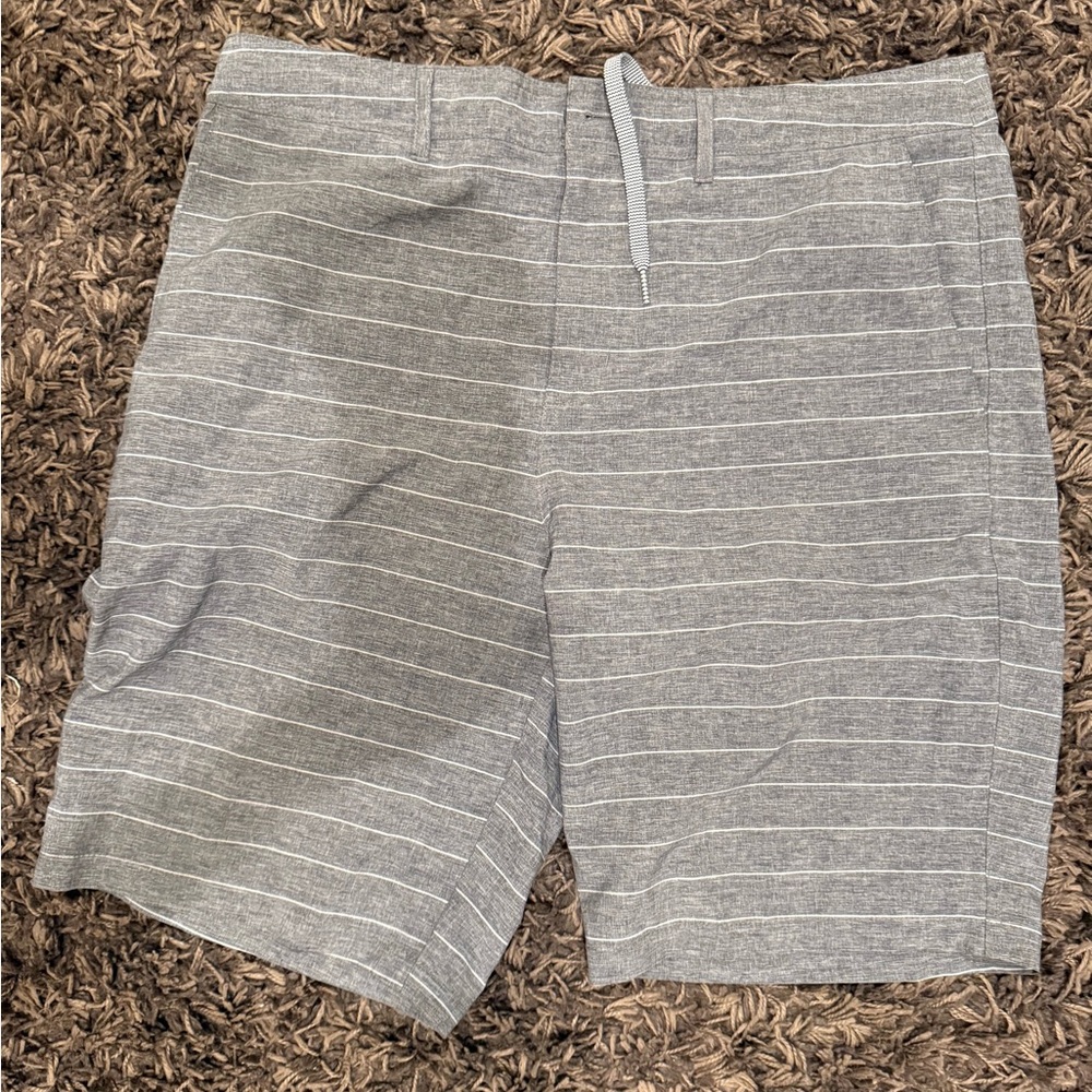 Goodfellow & Co Light Gray Striped Men's Shorts